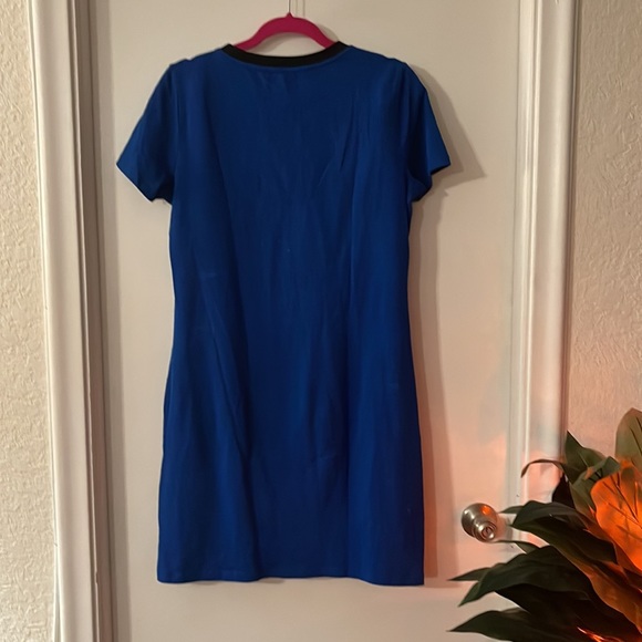 Calvin Klein size med. blue cotton dress. - Picture 2 of 2